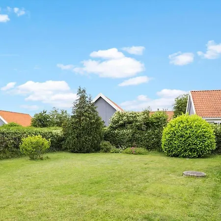 بيت للعطل 4793-aakirkeby-pederskervejen-94 *